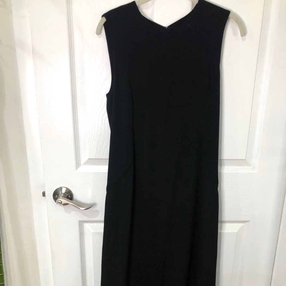 Black open chevron back H&M dress